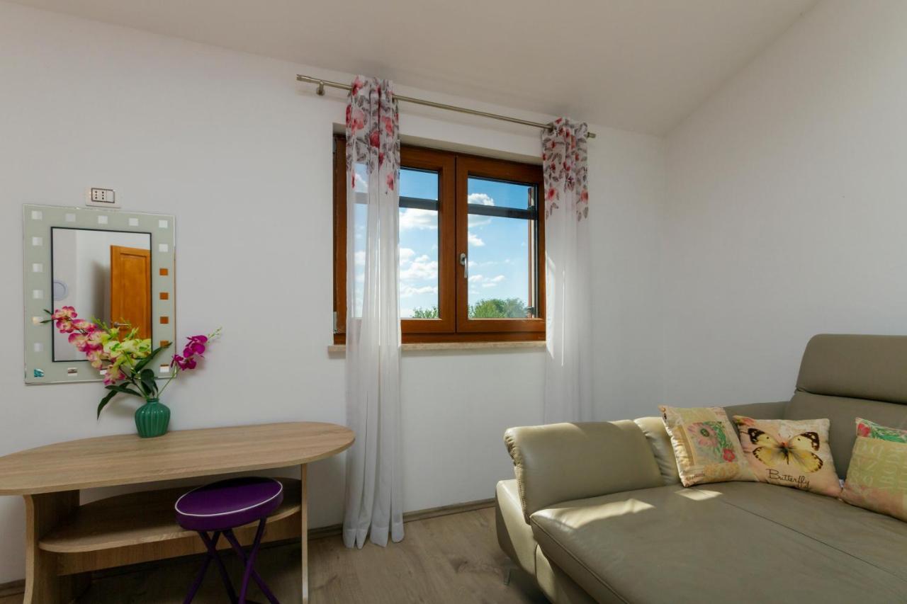 Magic Holiday Apartment Bale Exterior foto