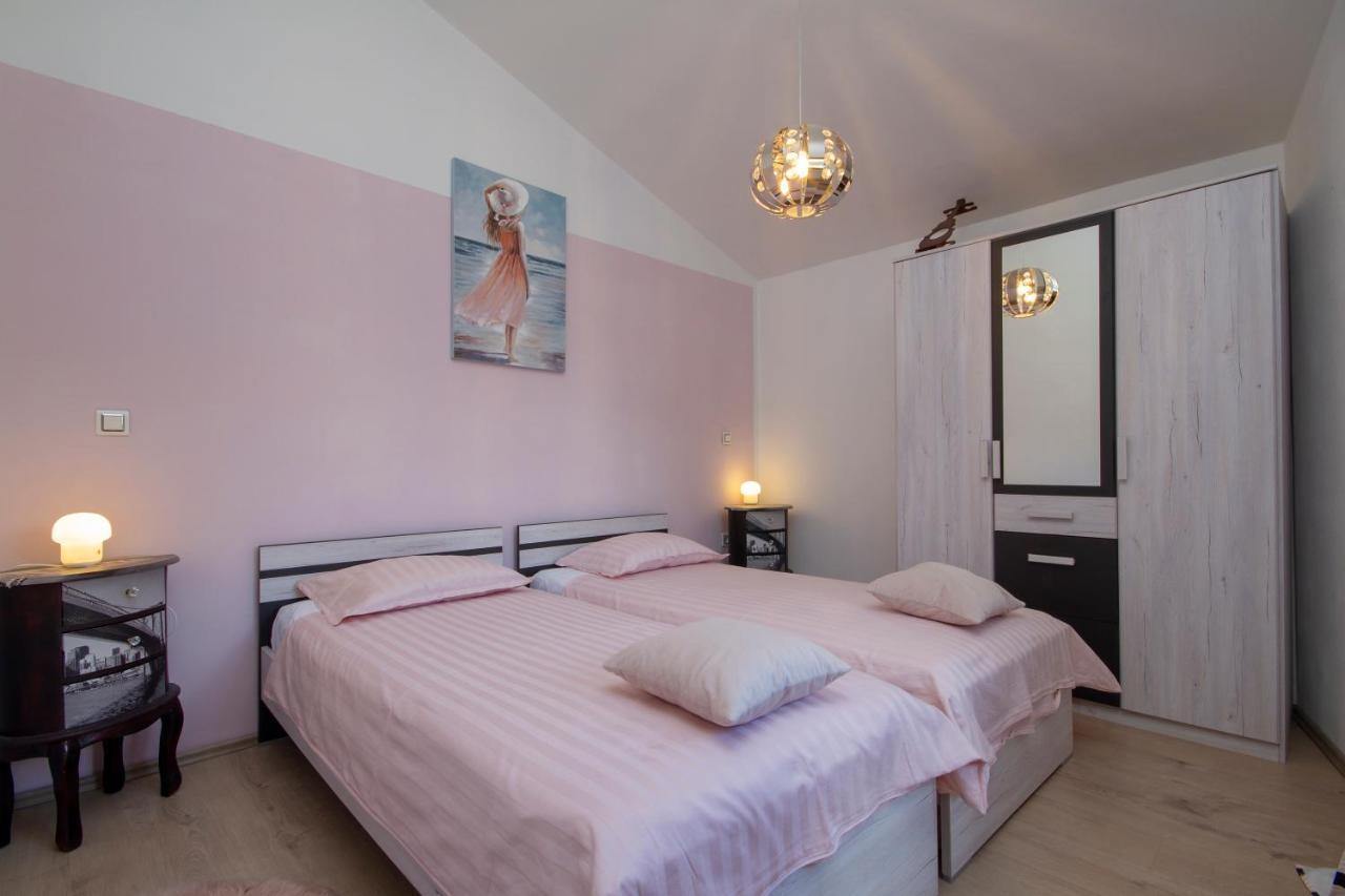 Magic Holiday Apartment Bale Exterior foto