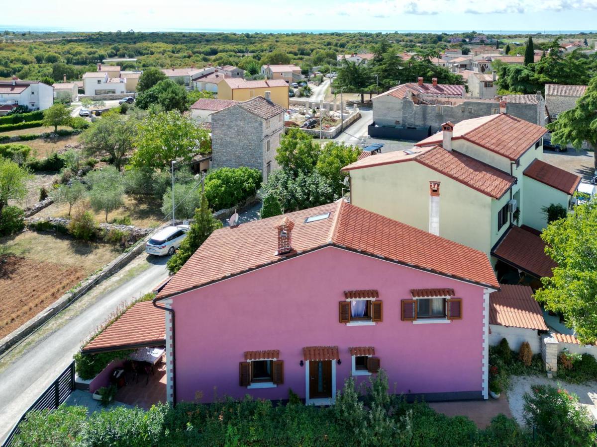 Magic Holiday Apartment Bale Exterior foto